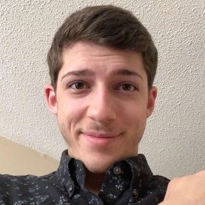 Meet your Posher, Logan